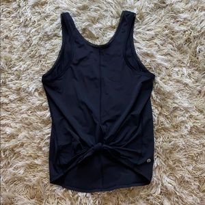 Lululemon tie crop top